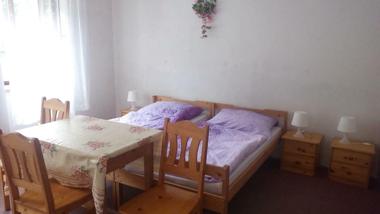 Pronajem Pokoju Belle Vue Apartment Vranov nad Dyji Ngoại thất bức ảnh